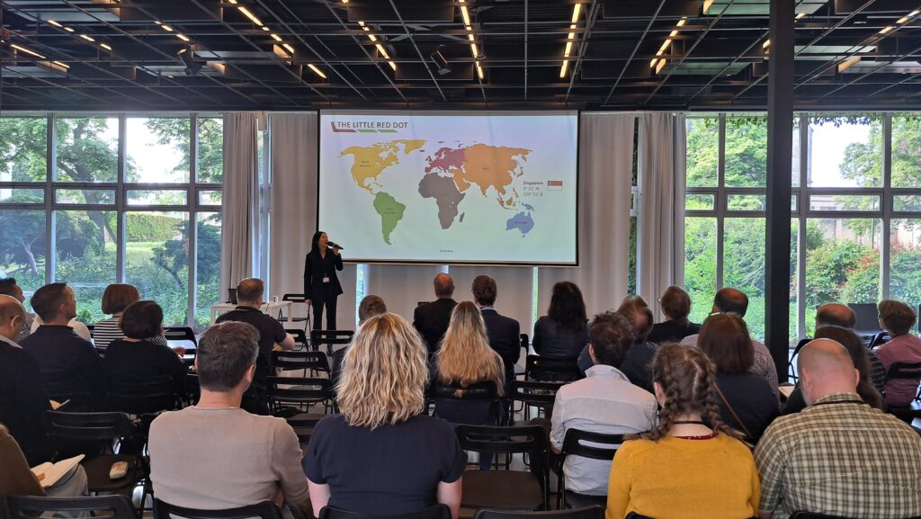 Vortrag über Singapur beim 5CC+ Netzwerktreffen in Prag mit dem Titel „The little red dot“